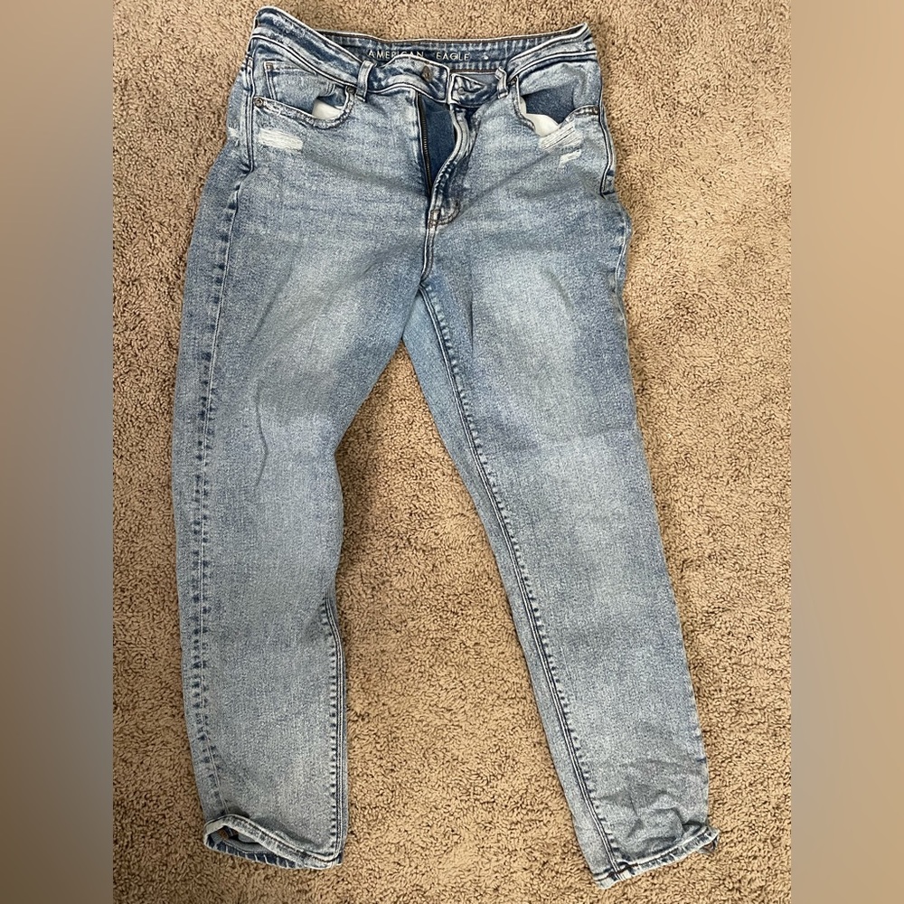 American eagle light wash stretch straight leg jeans